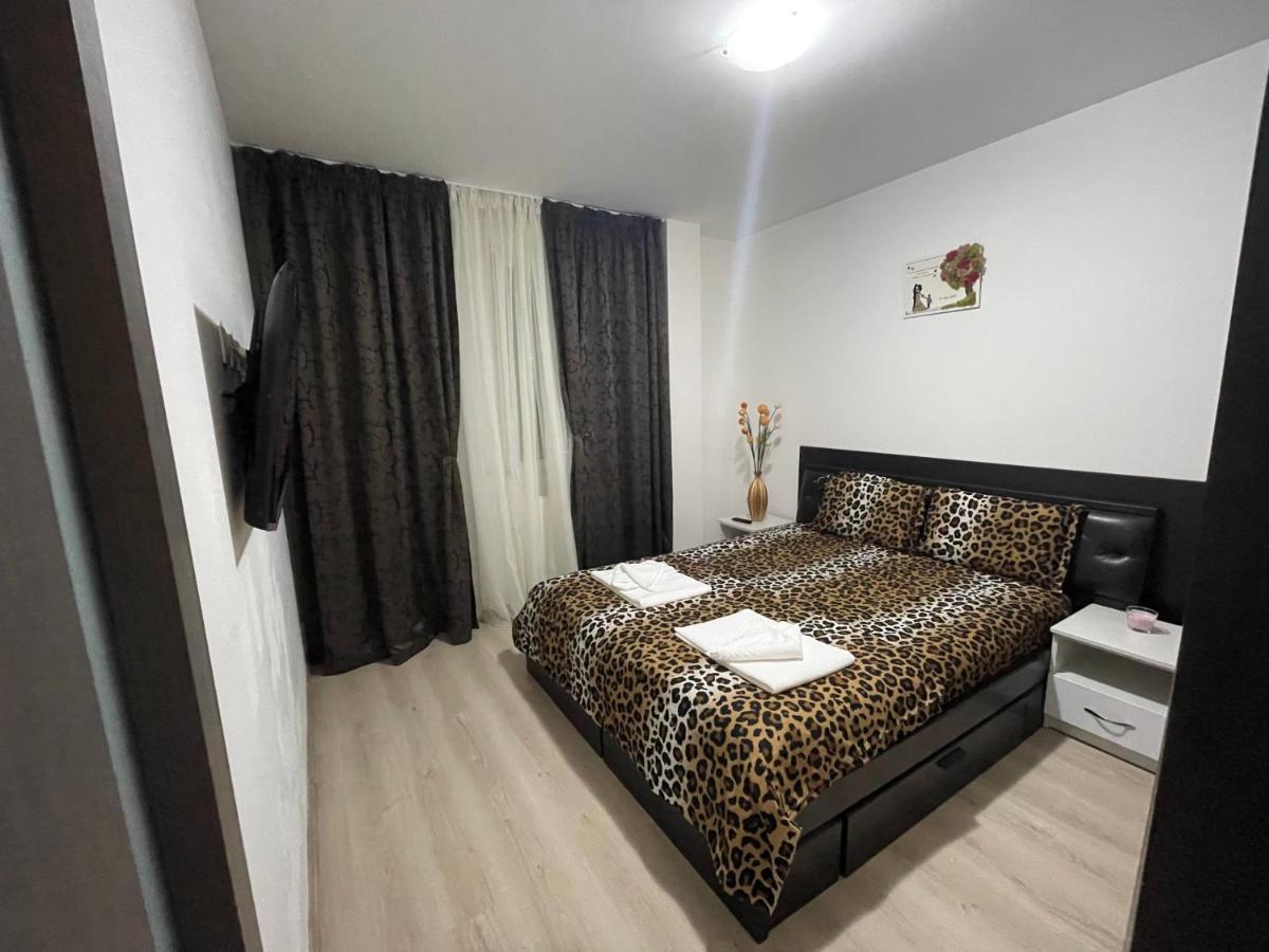 Apartament Ella Tulcea Esterno foto