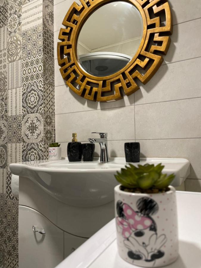 Apartament Ella Tulcea Esterno foto