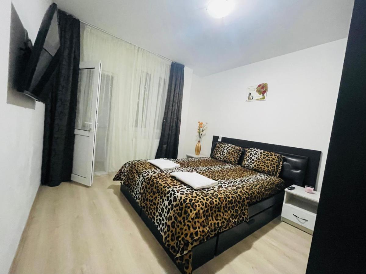 Apartament Ella Tulcea Esterno foto